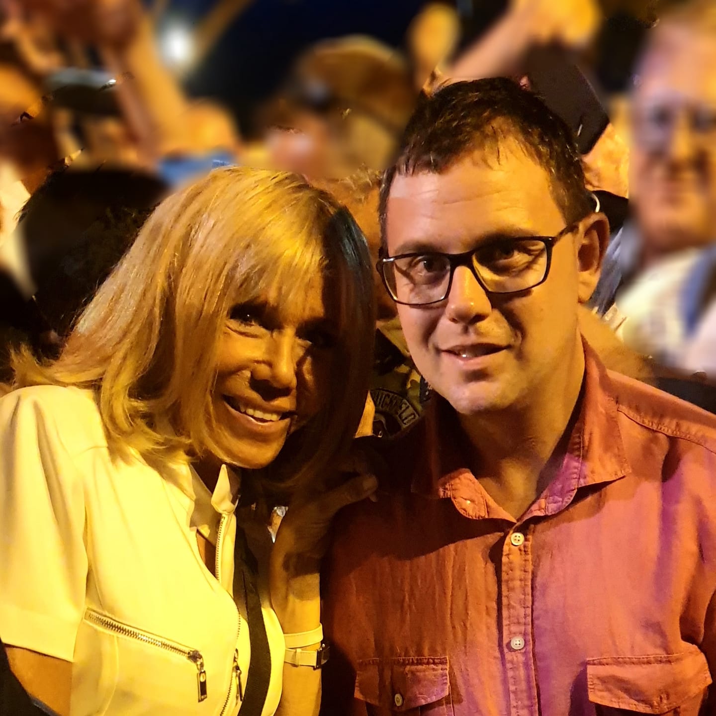 Rencontre avec Brigitte Macron à Bormes-les-Mimosas.